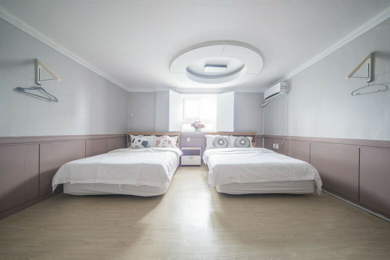 Gyeong's Family Hotel