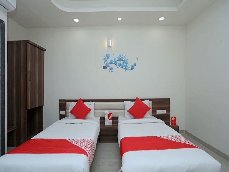 Hotel Oyo 14593 Smart Rooms By Shree Vatika