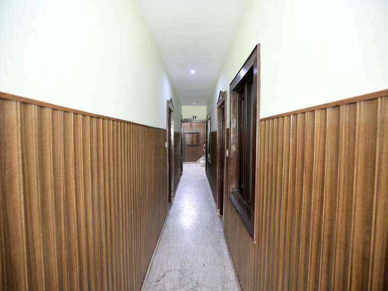 Oyo 15523 Hotel Jd Inn