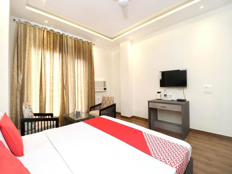 Oyo 15890 Hotel Sunciti Extension