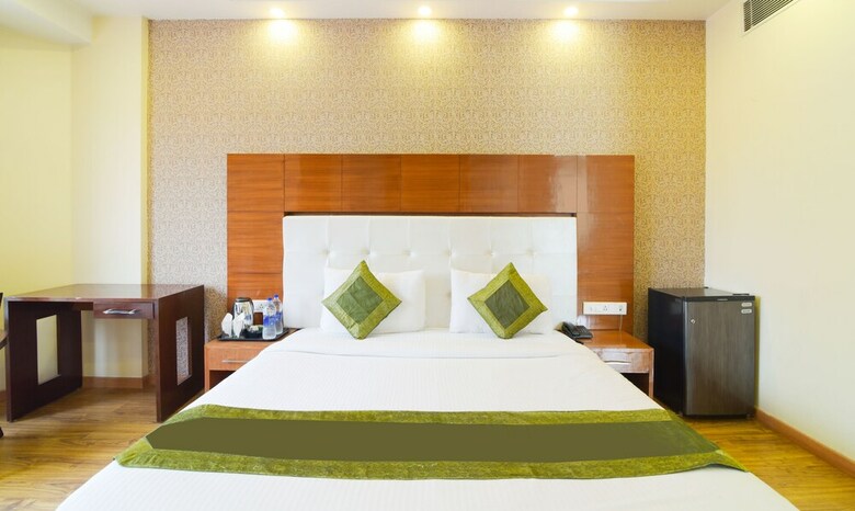 Hotel Treebo Q-cent