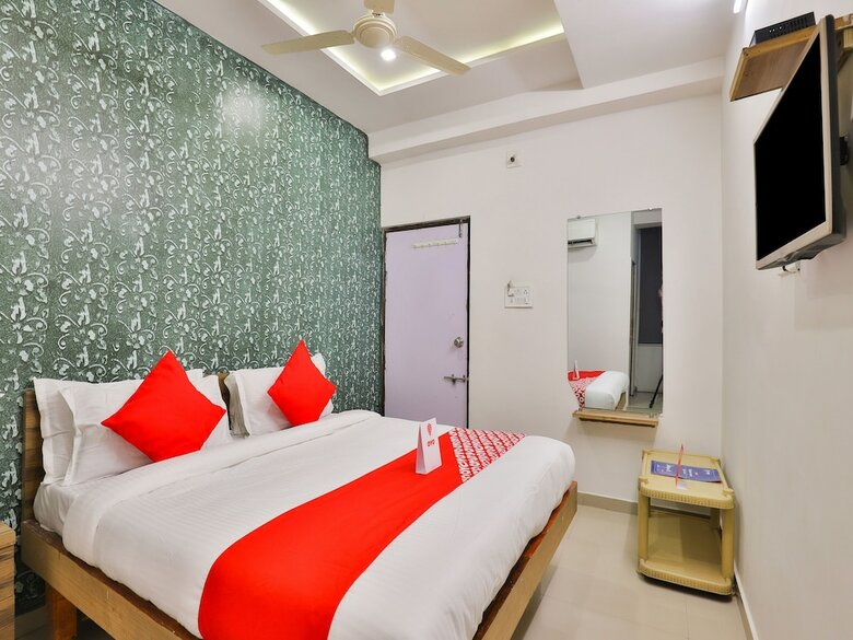 Hotel Oyo 15509 Shreenath