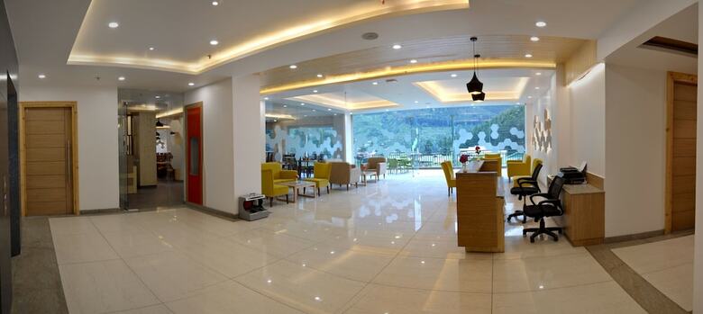 Hotel The Orchard Greens Resort And Spa