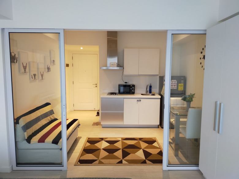 Condo At Azure By Metro Booking Bnb