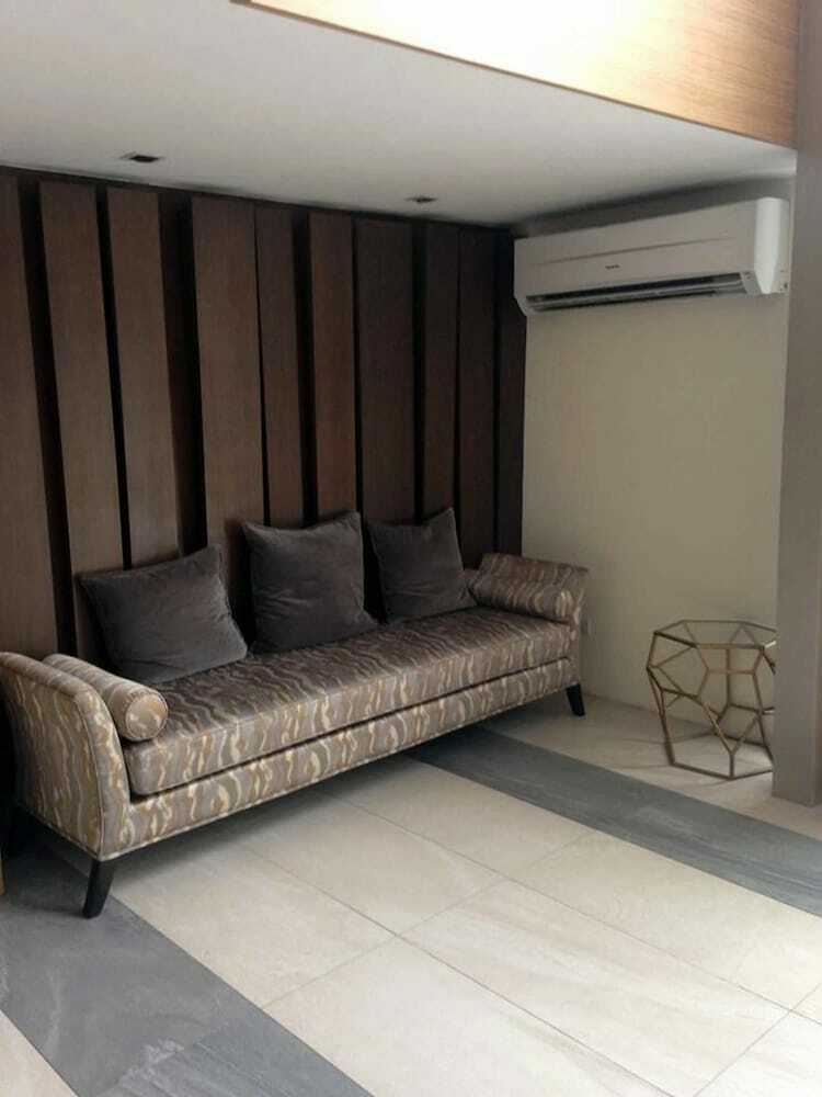 Condo At Azure By Metro Booking Bnb