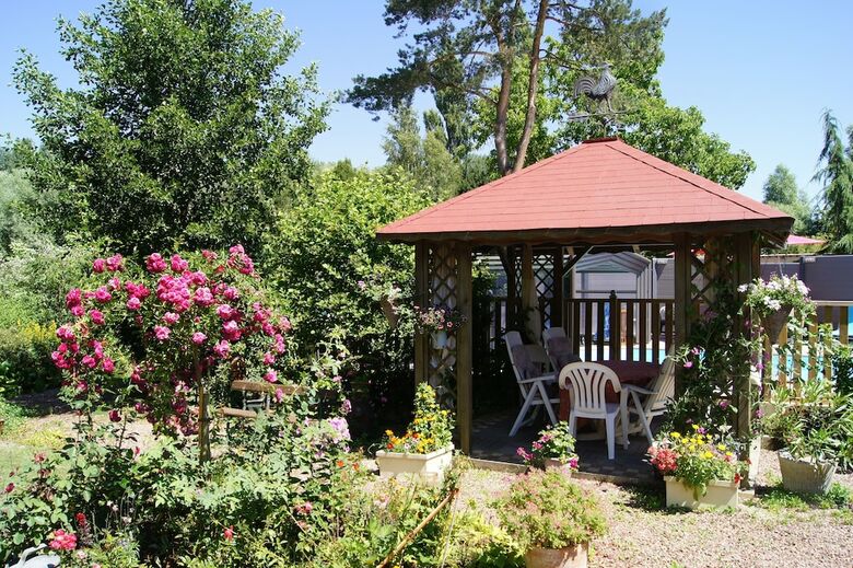 Hotel Le Paddock Du Val De Lys