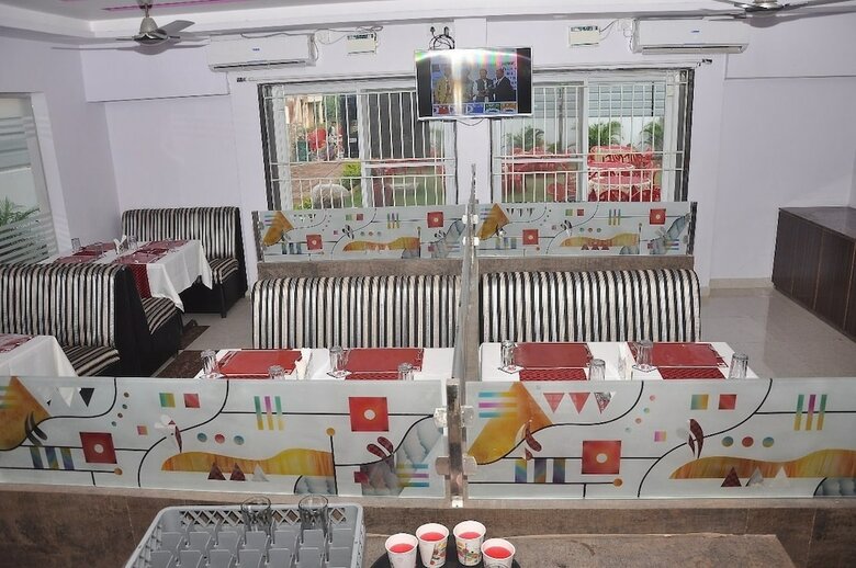 Hotel Clarks Inn Bagalkot