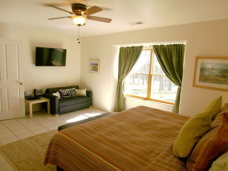Country Club�homes