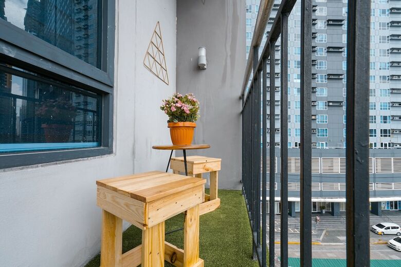 Apartamentos Indigo Ortigas @ Adb Avenue Tower