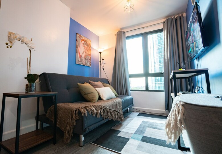 Apartamentos Indigo Ortigas @ Adb Avenue Tower
