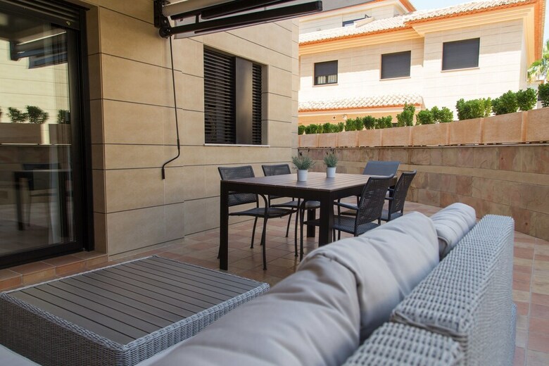 Lujoso Apartamento Con Piscina Interior