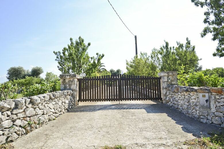 Apartamento I Trulli Del Ciliegio Con Giardino