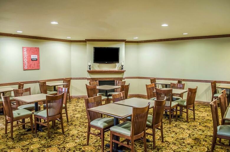 Hotel Comfort Inn & Suites Mobile Near Eastern Shore Centre