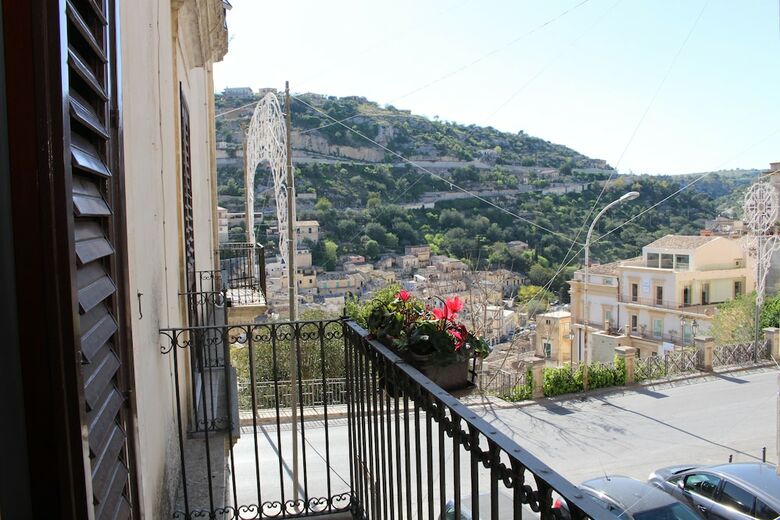 Carrube & Cavalieri Bed & Breakfast