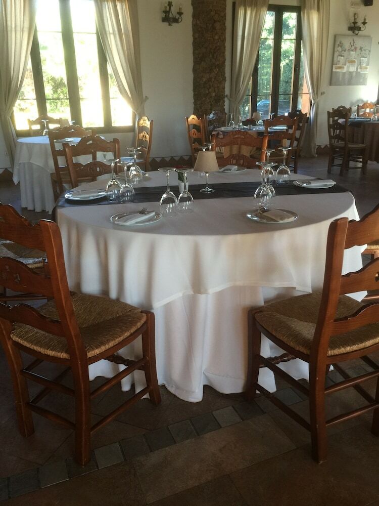 Aparthotel Complejo Tur�stico Rural Las Mayoralas