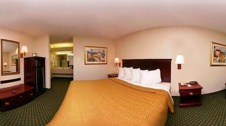 Hotel Econo Lodge Inn & Suites
