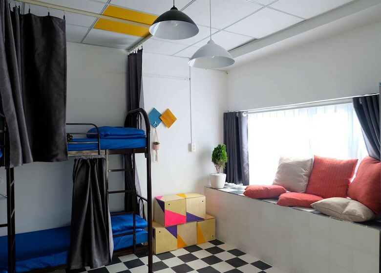 Hostal Colorful Hue Hostel - Adults Only