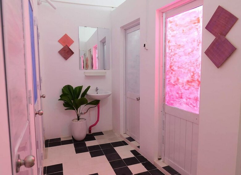 Hostal Colorful Hue Hostel - Adults Only