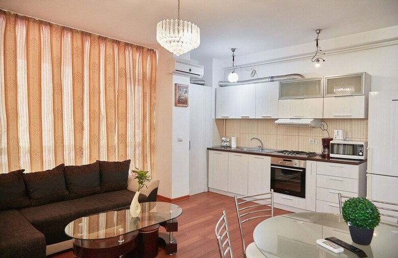 Gabizz Apartments - Near Farul Stadium