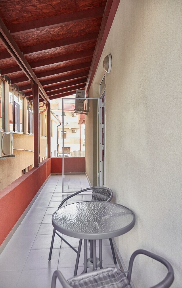 Gabizz Apartments - Near Farul Stadium