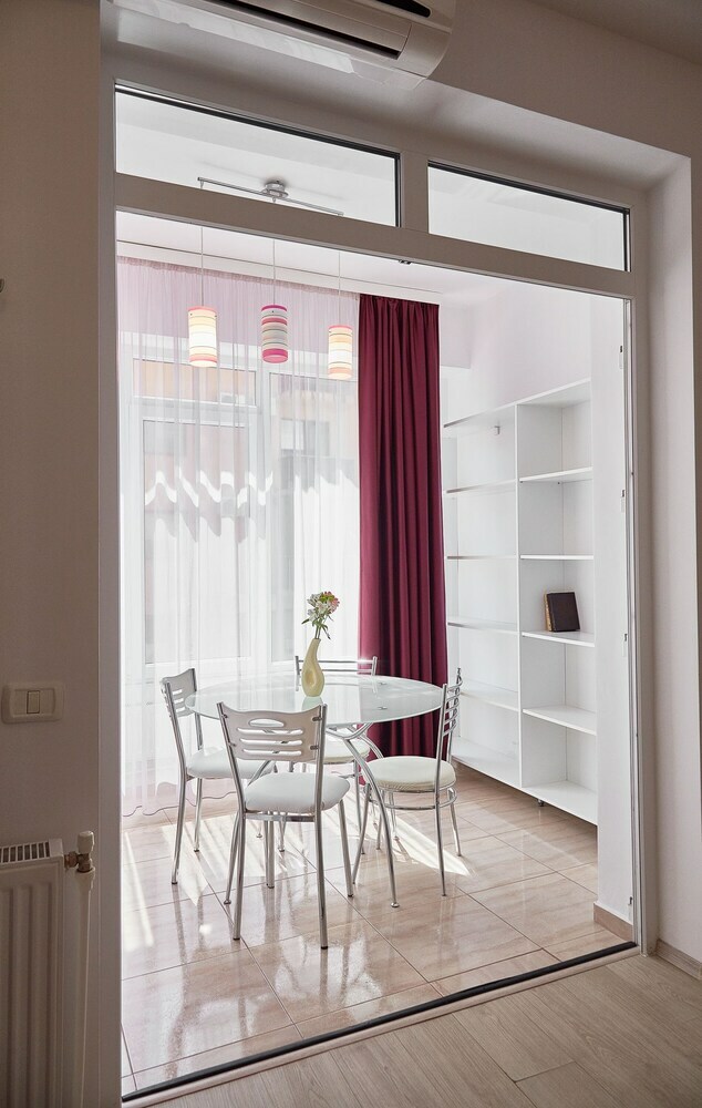 Gabizz Apartments - Near Farul Stadium