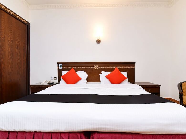 Capital O 419 Al Safeer Hotel