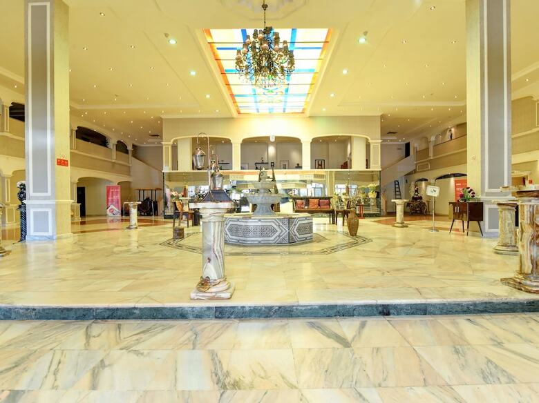 Capital O 419 Al Safeer Hotel