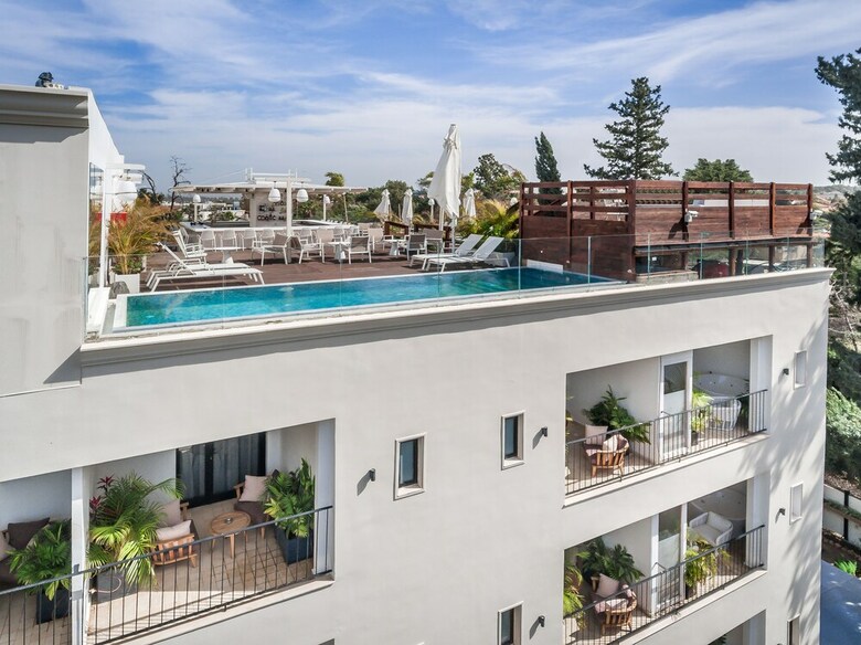 Lear Sense - Experience Luxury Hotel