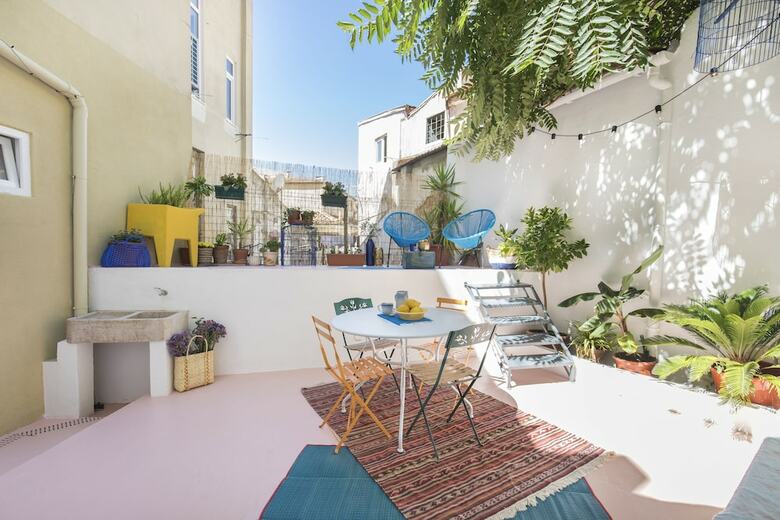Blue Garden Apartment