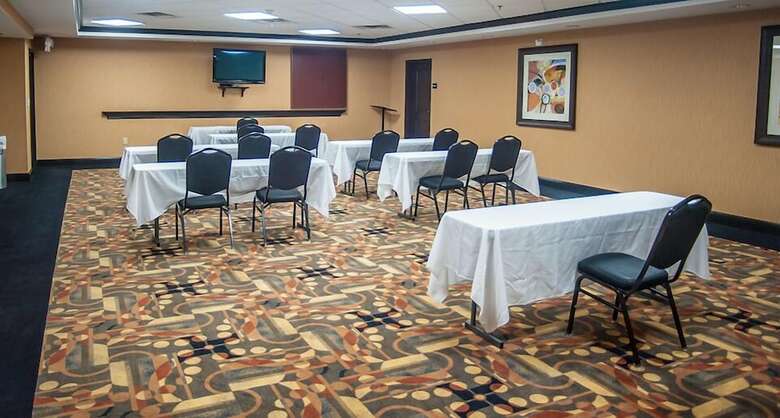 Hotel Hampton Inn & Suites Palestine