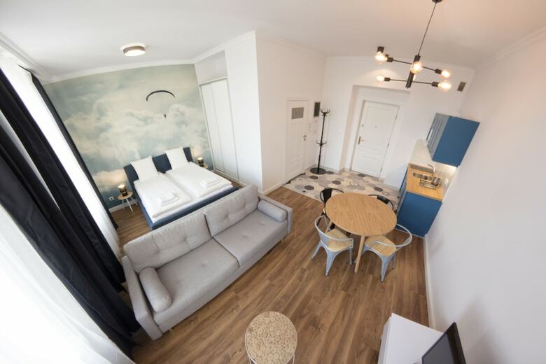 Rister Apartments