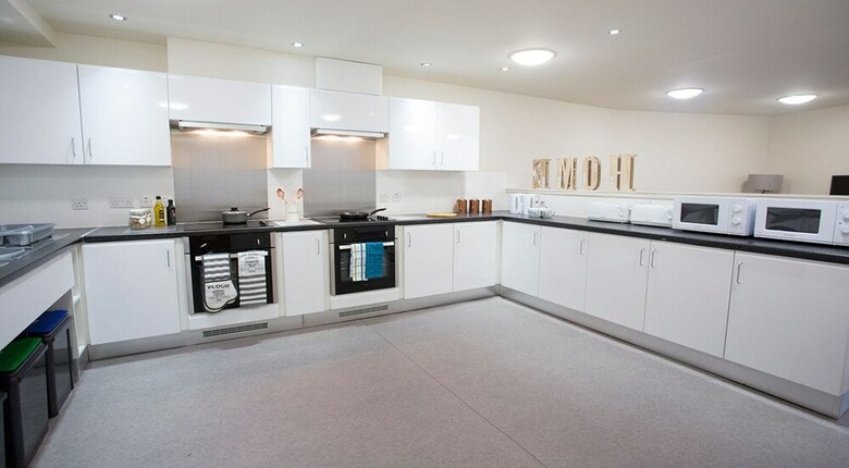 Hotel Powis Place - Campus Residence