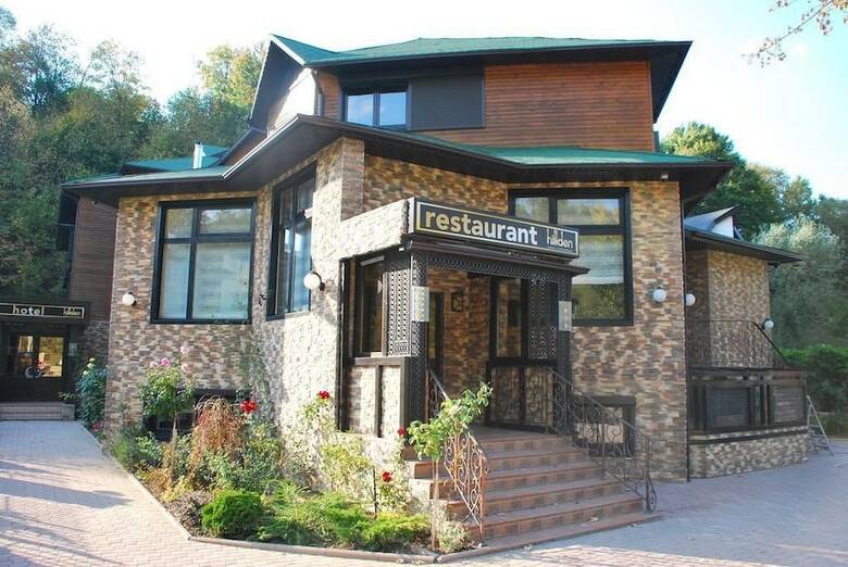 Hotel Hillden Lodge & Restaurant