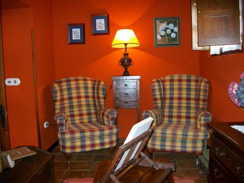 Agroturismo Casa De Aldea Los Glayus
