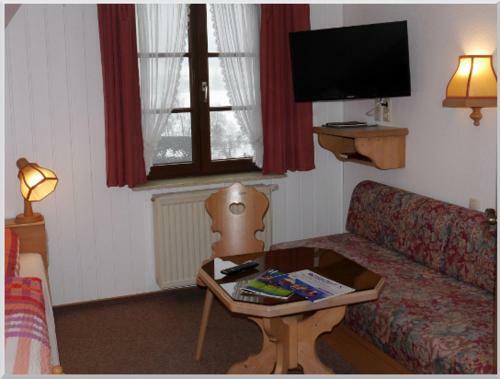 Hostal Gasthof-pension Rotes Haus