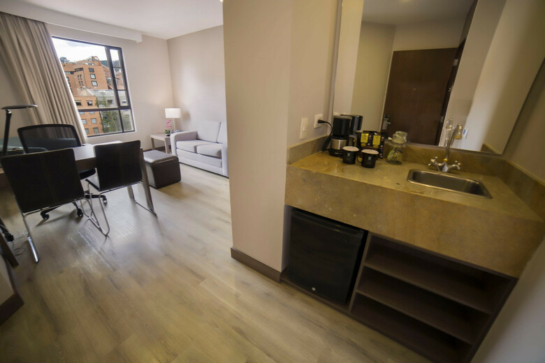 Hotel Embassy Suites By Hilton Bogota - Rosales