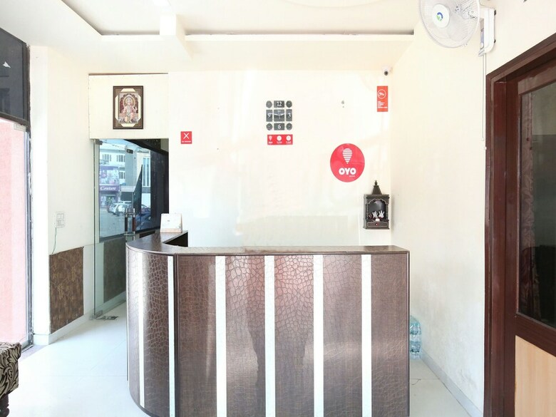 Oyo 6939 Hotel Aashiana
