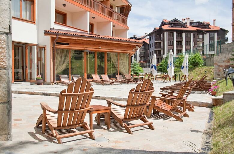 St. Ivan Rilski Hotel & Apartments