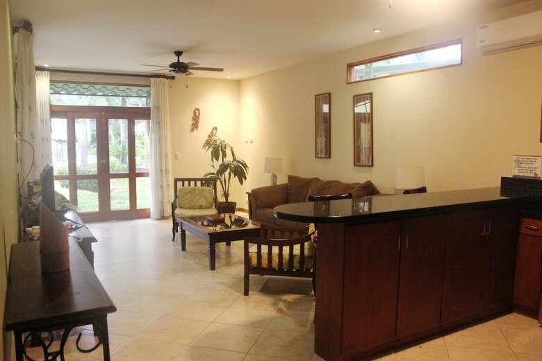 Club Del Cielo Unit 1
