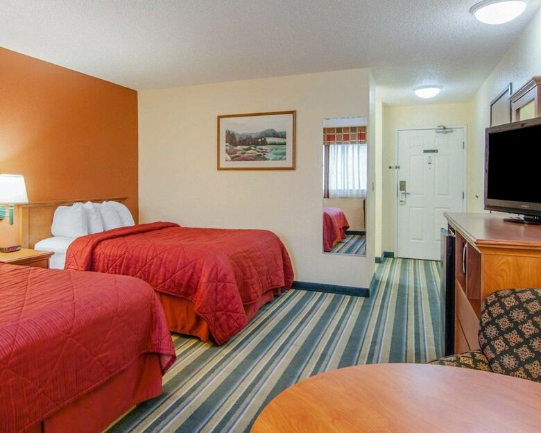 Hotel Quality Inn And Suites Airport