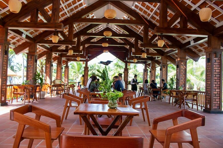 Apartamento Saigon Ninh Chu Hotel & Resort