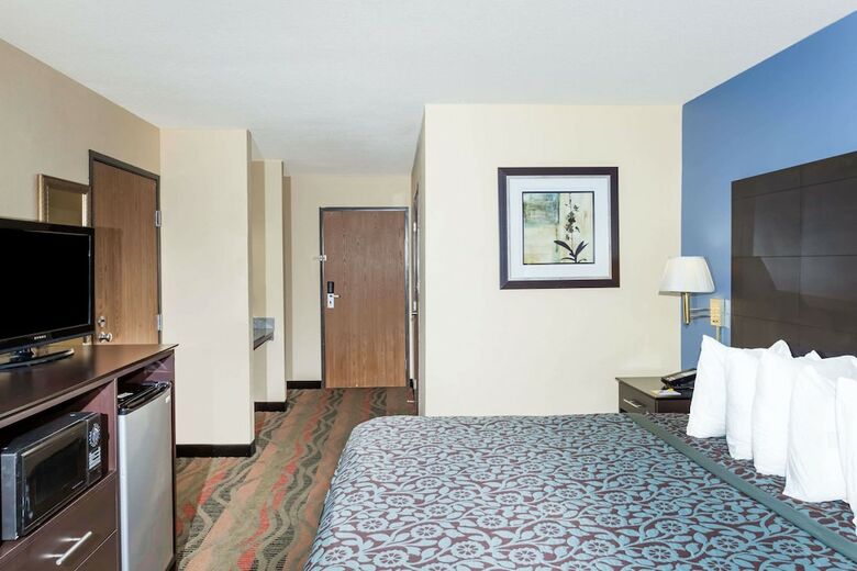 Hotel Days Inn By Wyndham Springfield