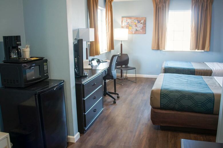 Motel Econo Lodge Inn & Suites South