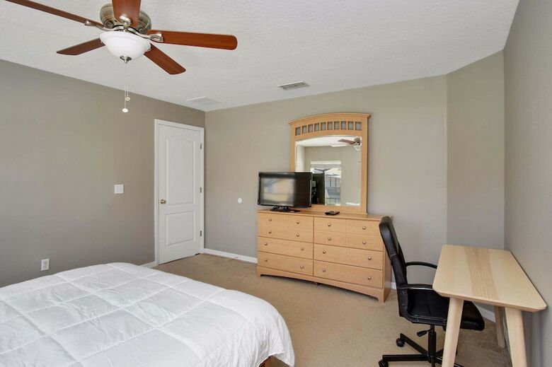 Villa Royal Ridge Retreat