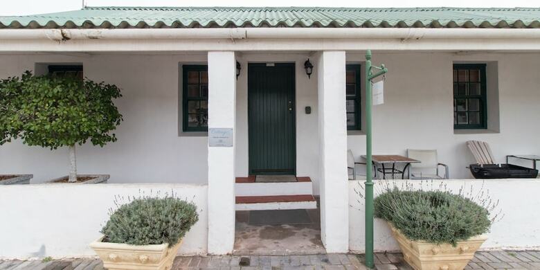 Apartamentos Langebaan Kite Cottages