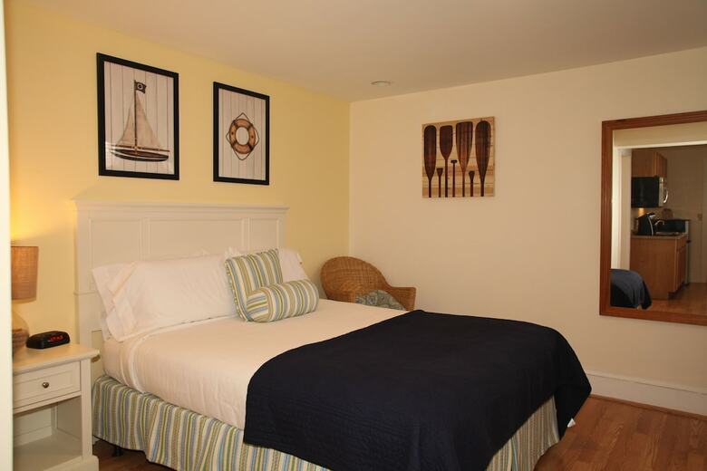 Motel Glen Cove Inn & Suites