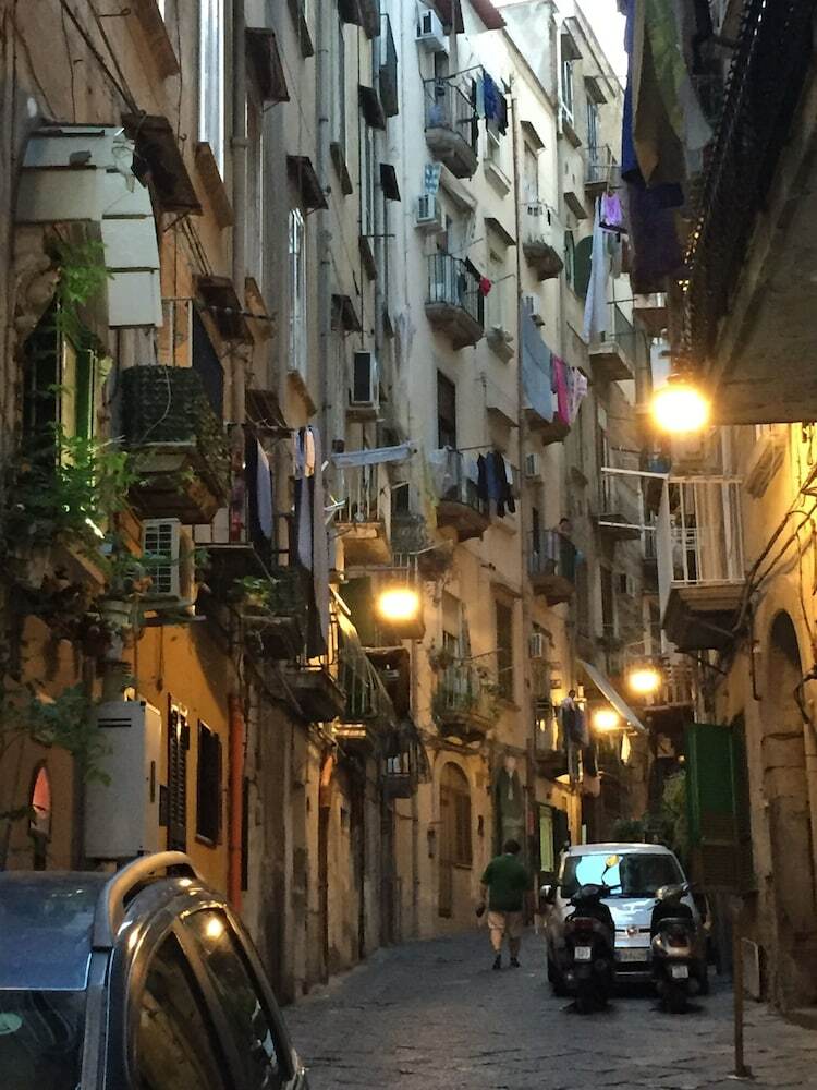 Bed & Breakfast Vicoli Di Napoli