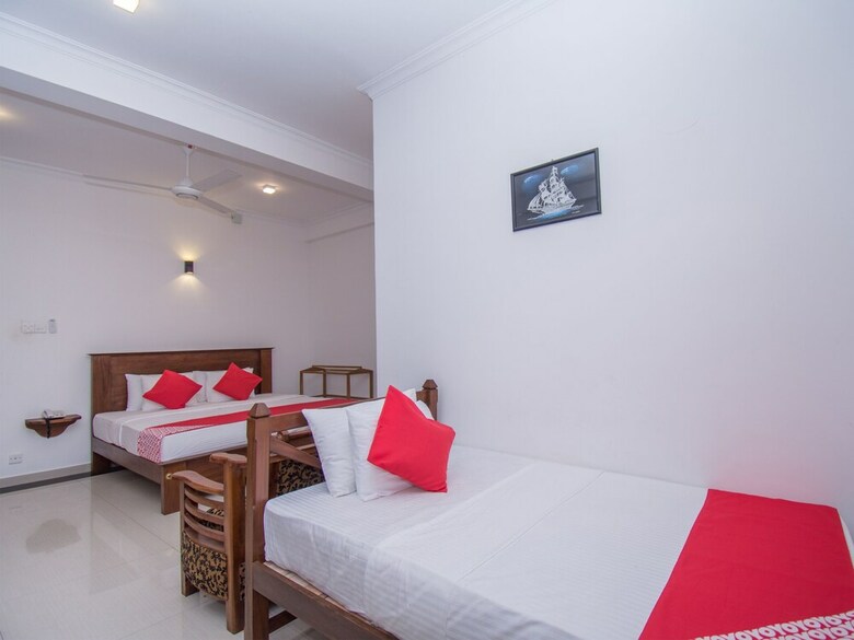 Hotel Oyo 240 Grand Highway Resort