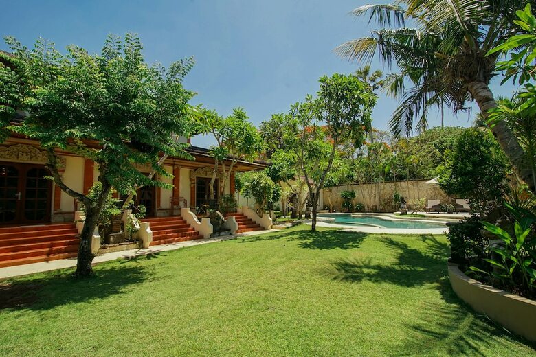 Baliana Villa Legian