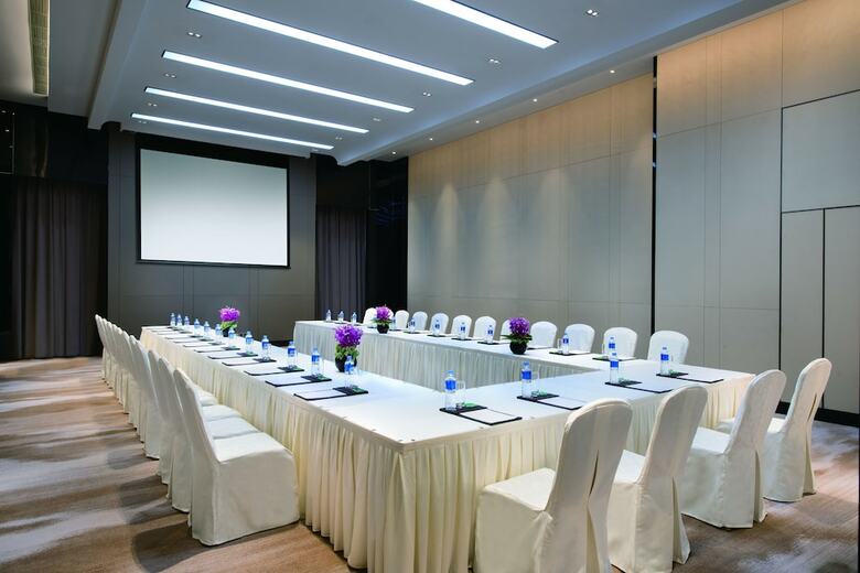 Hotel Crowne Plaza Huailai